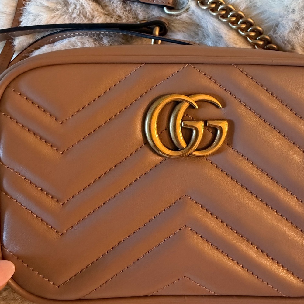 Gucci Taupe Quilted GG Marmont Crossbody Bag Mini - Picture 2 of 8